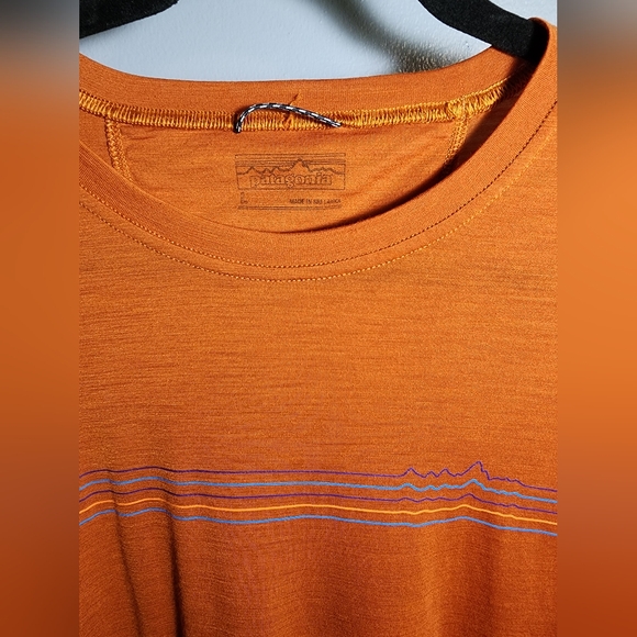 Men's Patagonia Orange Short Sleeve Shirt Size Large Mountain - Picture 3 of 3
